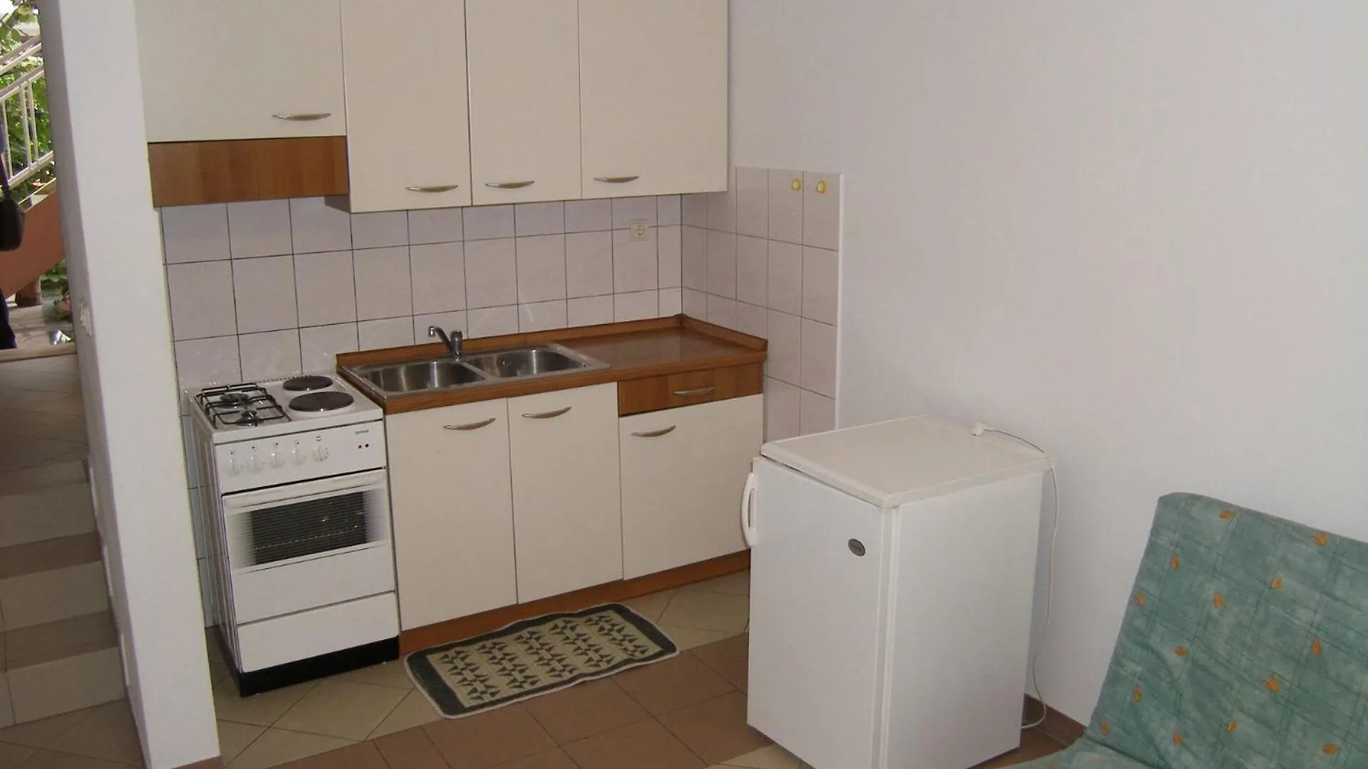 Lorena Apartments In Pula